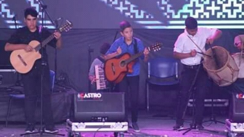 La delegación de El Alto se lució en el Ponchito 2019