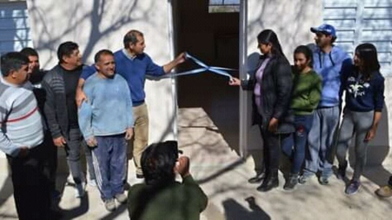 Se entregaron 4 viviendas sociales en Apoyaco