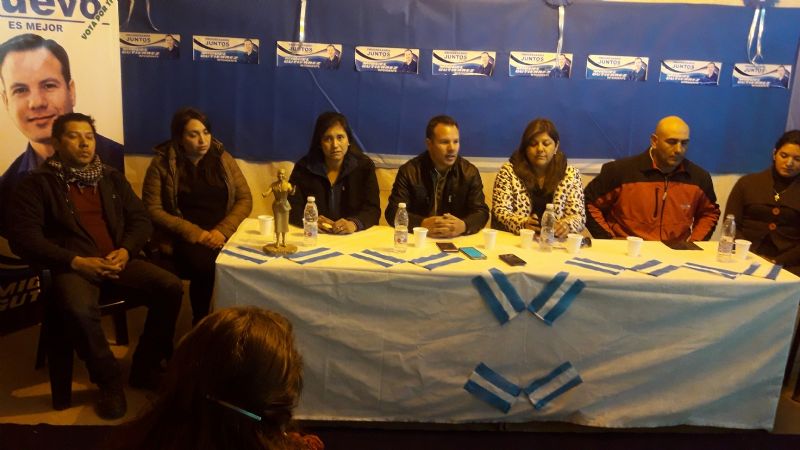 Candidato erradicó basural que impedía el ingreso a un pueblo