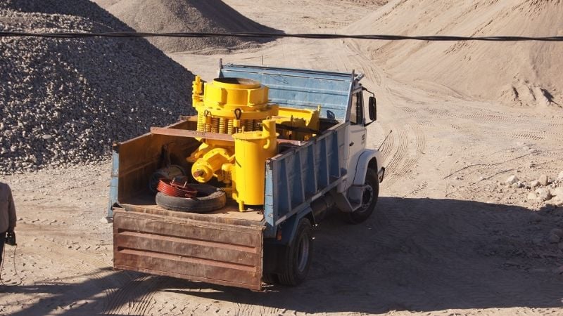 Nueva maquinaria para la planta procesadora de áridos de Huillapima