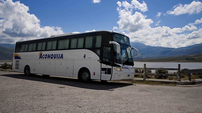 Joven sufrió convulsiones mientras viajaba en un colectivo de larga distancia