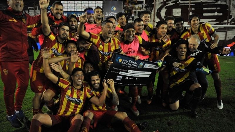 Boca Unidos “aplazó” a la Academia en los penales