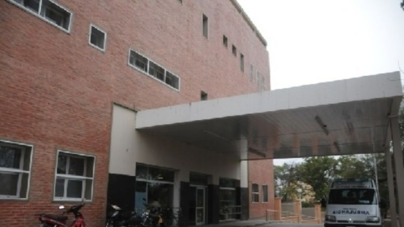 Auxiliaron a una niña que se ahogó con una pelota de goma