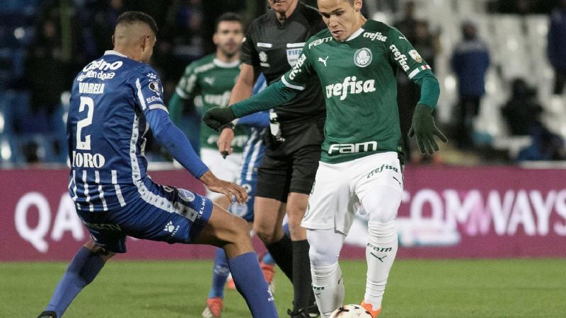 Godoy Cruz no pudo sostener la ventaja y Palmeiras lo empató