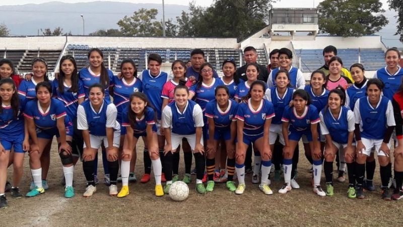 Prueba goleadora de las chicas chacareras ante Hualfín