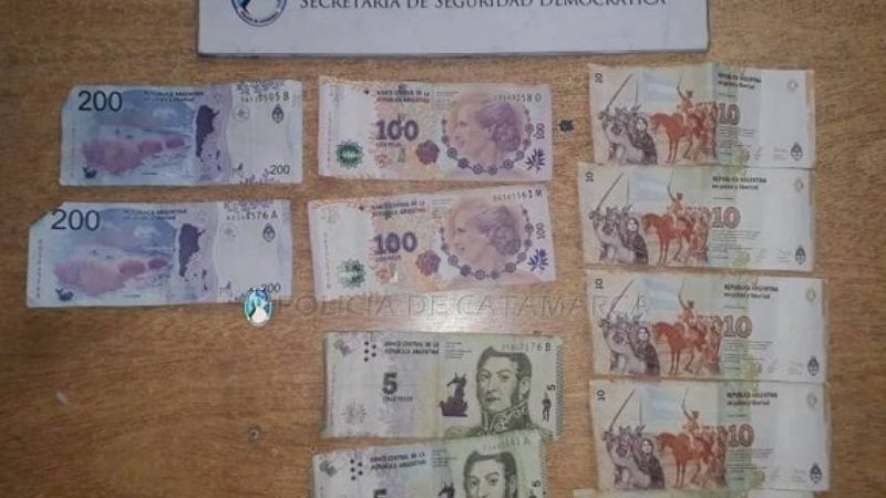 Atraparon a un sujeto que arrebató un monedero