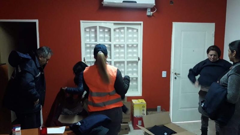 Entregaron indumentaria a personal de Tránsito de Icaño