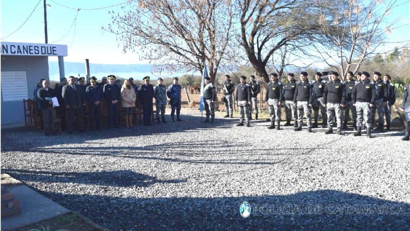 Acto por el XVII aniversario de la creación de la División Canes de la Policía