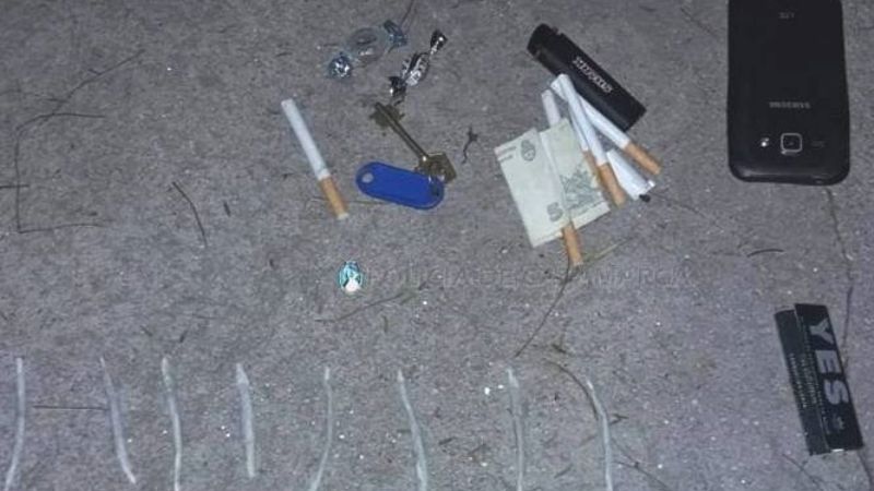 Arrestado con ocho "porros"