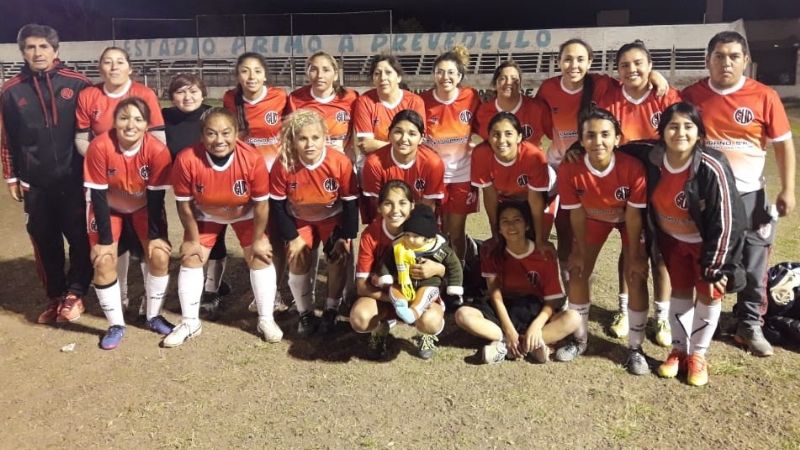 Chicas de “La Villa” se adjudicaron la Copa Estímulo en Las Chacras