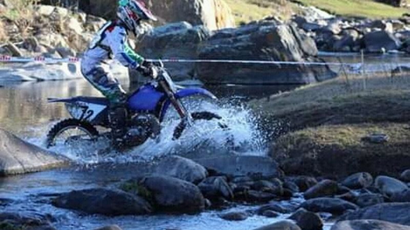 Enduro Provincial en Guayamba