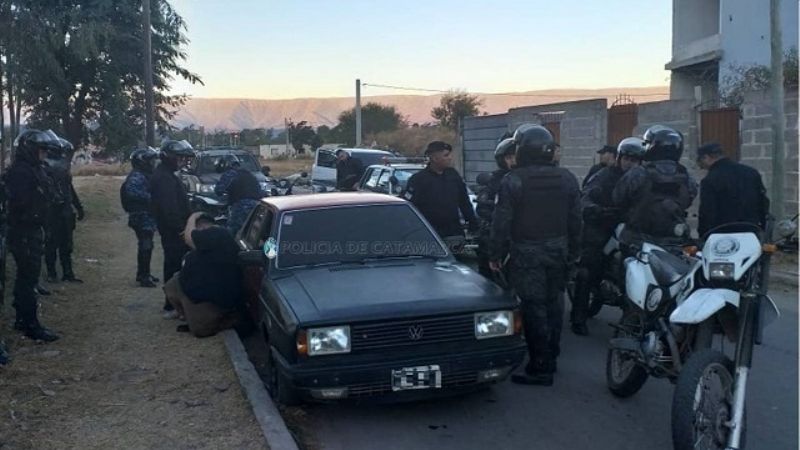 Secuestran dosis de cocaína y detienen a dos personas