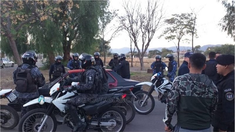 Secuestran dosis de cocaína y detienen a dos personas