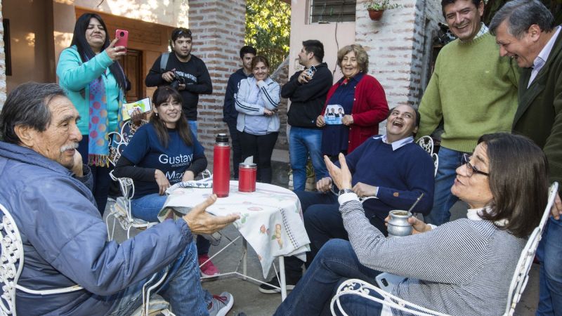 La gobernadora destacó la gestión de Gustavo Saadi