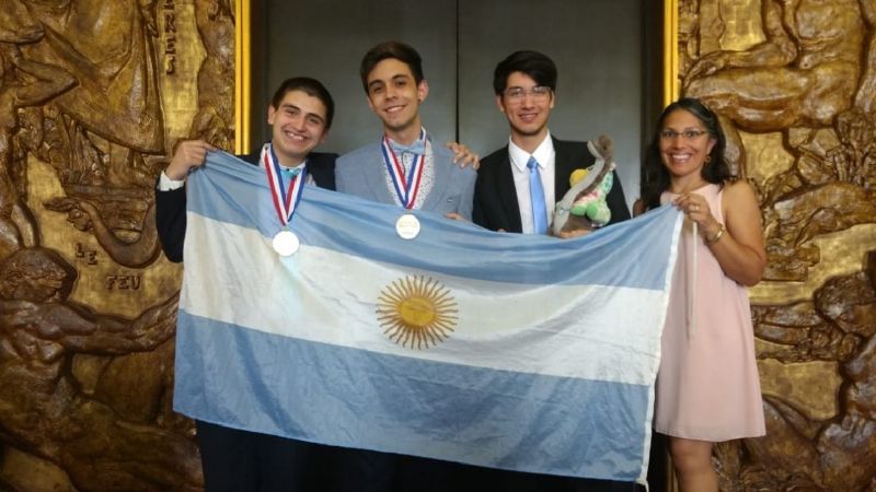 Oro y bronce para jóvenes en las Olimpíadas Internacionales de Química