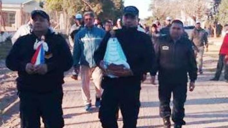 La Virgen del Valle visitó la Subcomisaría de Lavalle