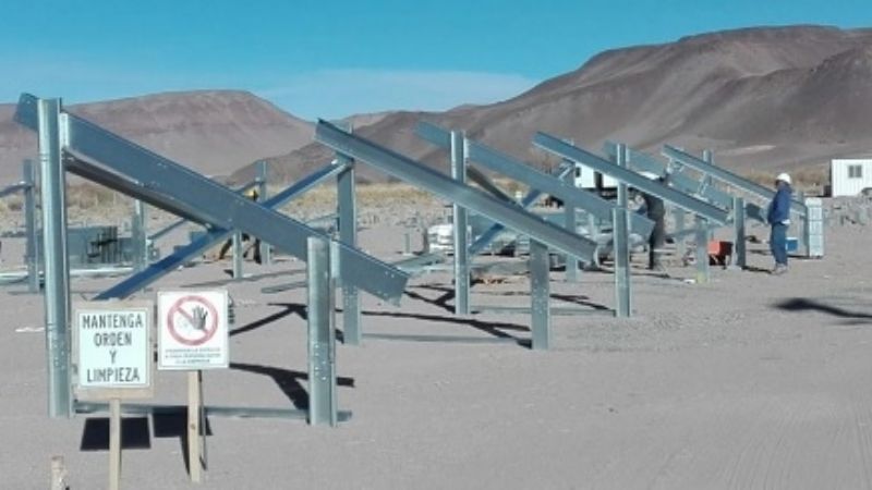 Avanza la construcción del parque solar híbrido Antofagasta de la Sierra