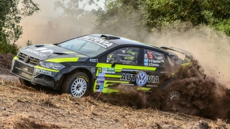 Los D’Agostini presentan sus autos para el Rally Argentino