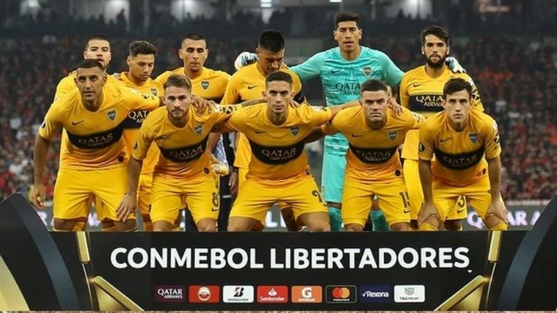 Boca, con ventaja, recibe a Paranaense en La Bombonera