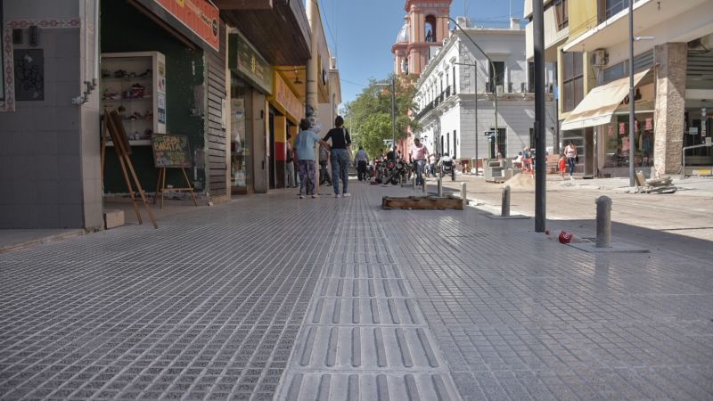 Inauguran la obra de peatonales