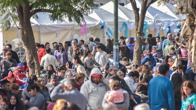 Exitosa XVIII Fiesta Municipal de la Empanada en SFVC