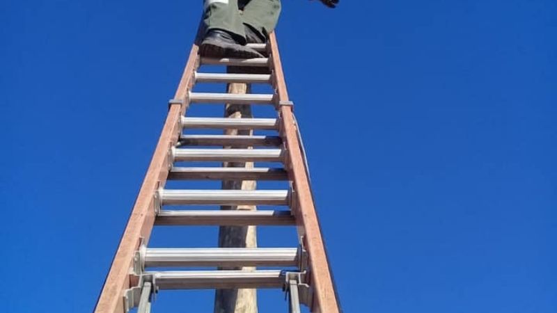 Trabajan para mejorar el servicio eléctrico en Lavalle y Saujil