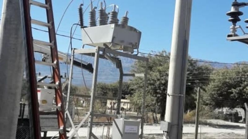 Trabajan para mejorar el servicio eléctrico en Lavalle y Saujil
