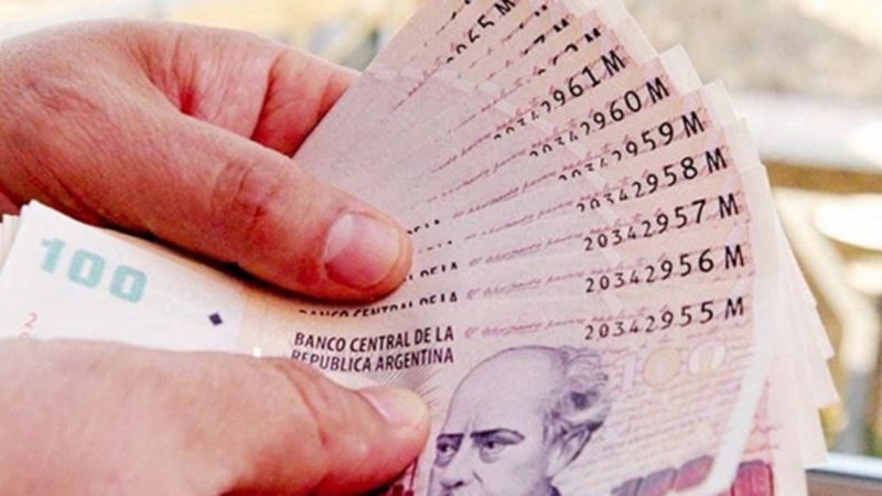 Los salarios volvieron a perder frente a la inflación en mayo
