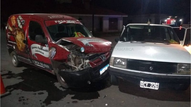 Chocaron un utilitario y un auto