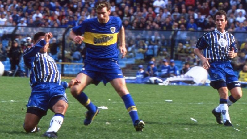 Almagro buscará igualar el historial general ante Boca