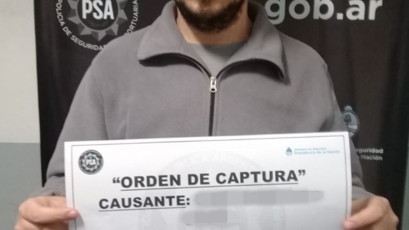 Capturan a un sospechoso por asesinato que se iba a Qatar