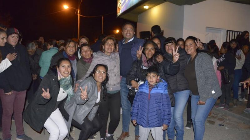 Sánchez obtuvo el 71% de apoyo de la comunidad santamariana