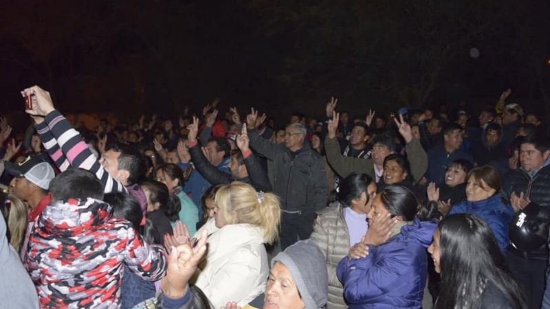 Sánchez obtuvo el 71% de apoyo de la comunidad santamariana