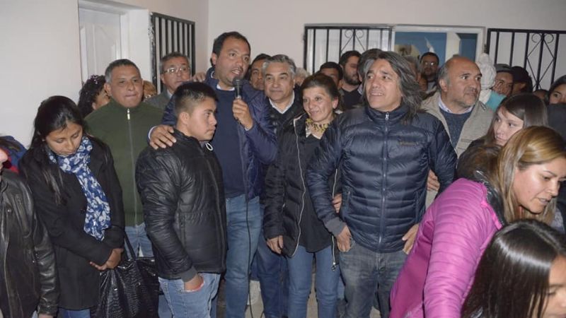 Sánchez obtuvo el 71% de apoyo de la comunidad santamariana