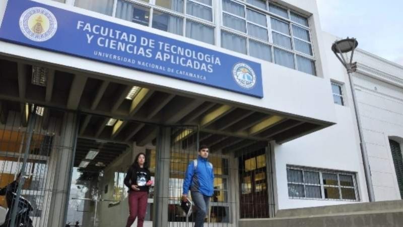 Dictan curso sobre enseñanza y construcción metodológica