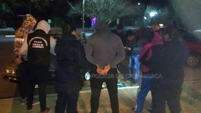 Detienen a 3 personas que retiraban de la Terminal una encomienda con marihuana