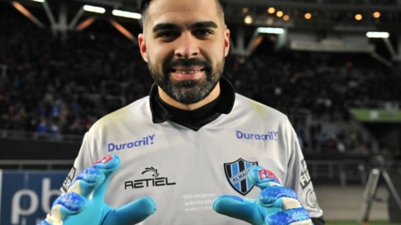 El arquero Limousin, héroe de Almagro ante Boca