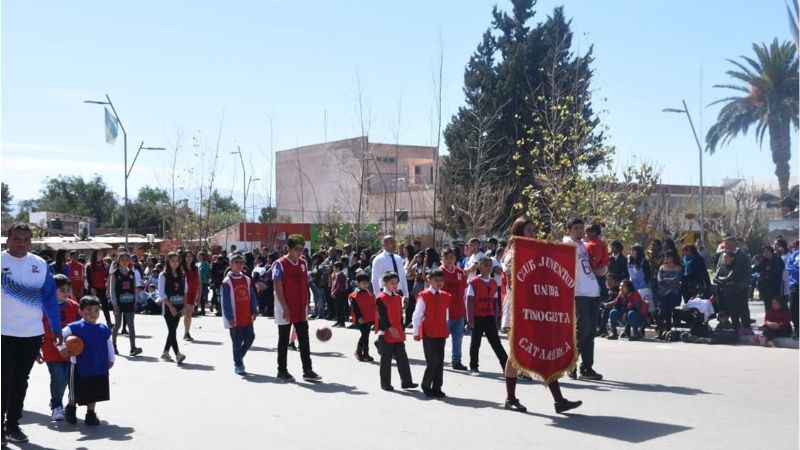 Multitudinario festejos por aniversario de Tinogasta