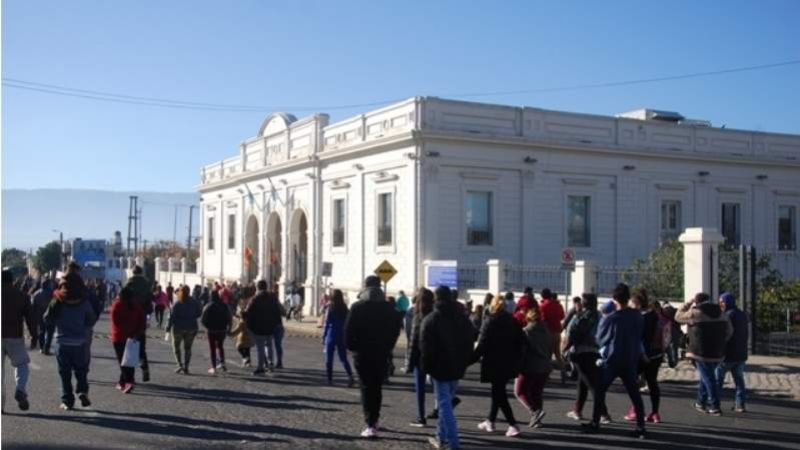 Piden trabajo con una manifestación a Jalil