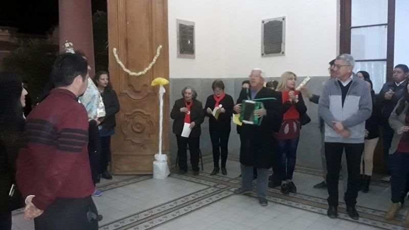 Cantata a la Virgen en el Centro Educativo y Cultural Diocesano