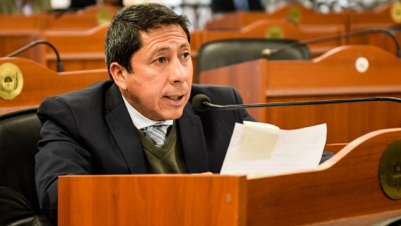 Senadores aprobaron varias resoluciones