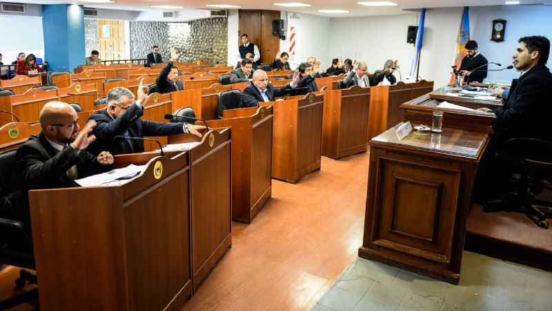 Senadores aprobaron varias resoluciones