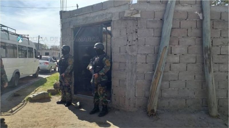 Desbaratan kiosco de droga que funcionaba en una pizzería