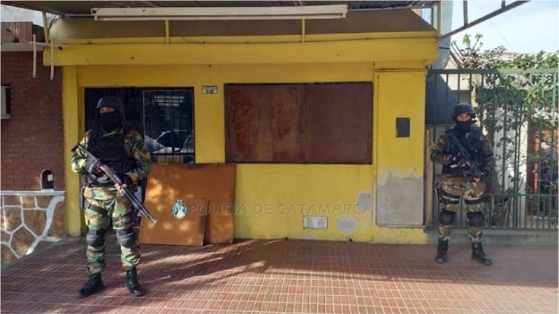 Desbaratan kiosco de droga que funcionaba en una pizzería