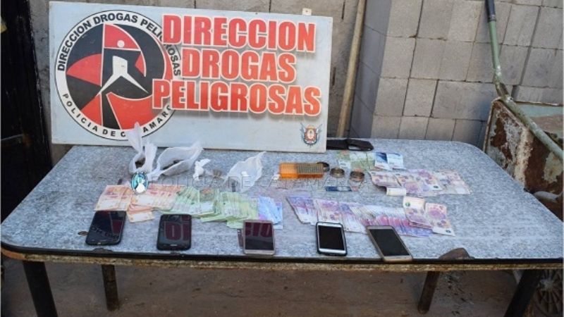 Desbaratan kiosco de droga que funcionaba en una pizzería