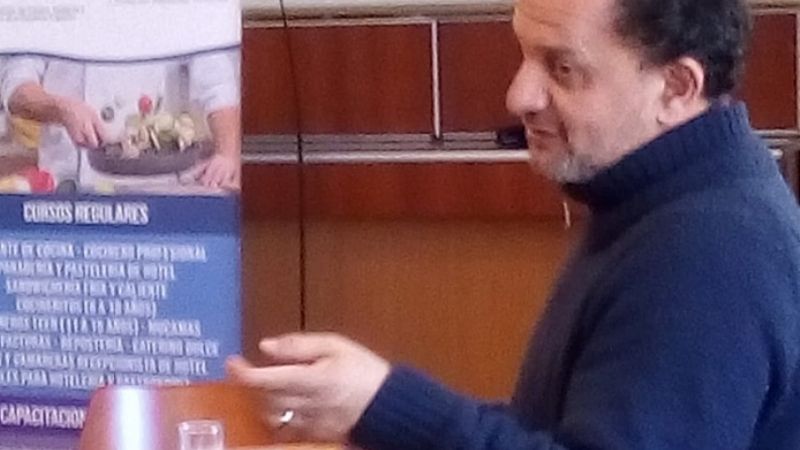 UTHGRA capacitó a empleados hoteleros de Andalgalá