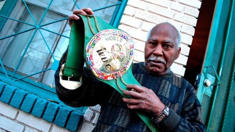 Murió "Mantequilla" Nápoles, histórico rival de Monzón