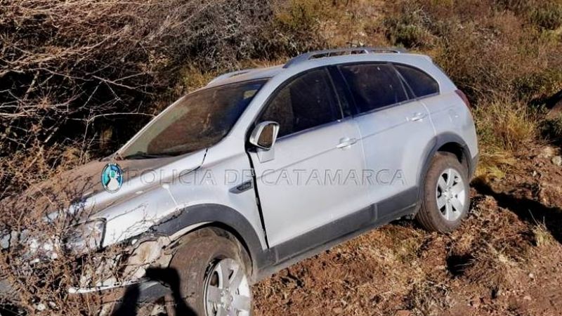 Un auto con cuatro ocupantes volcó en Ancasti