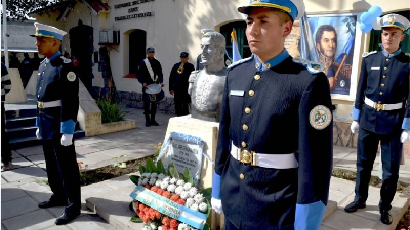 Policías peregrinaron para dar gracias a la Virgen