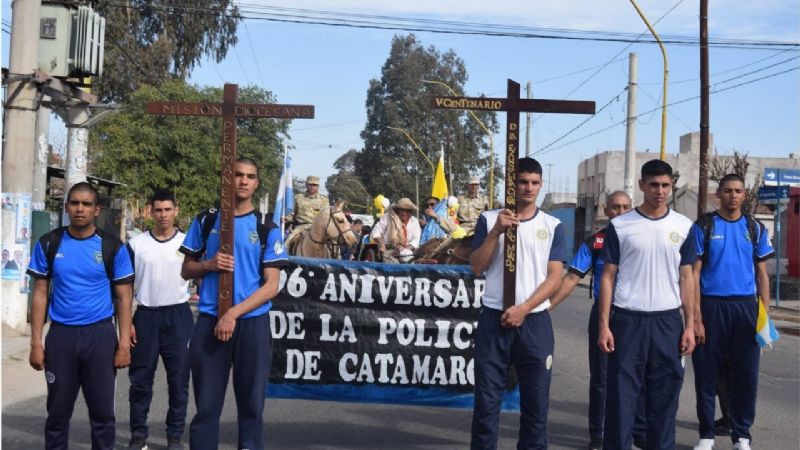 Policías peregrinaron para dar gracias a la Virgen